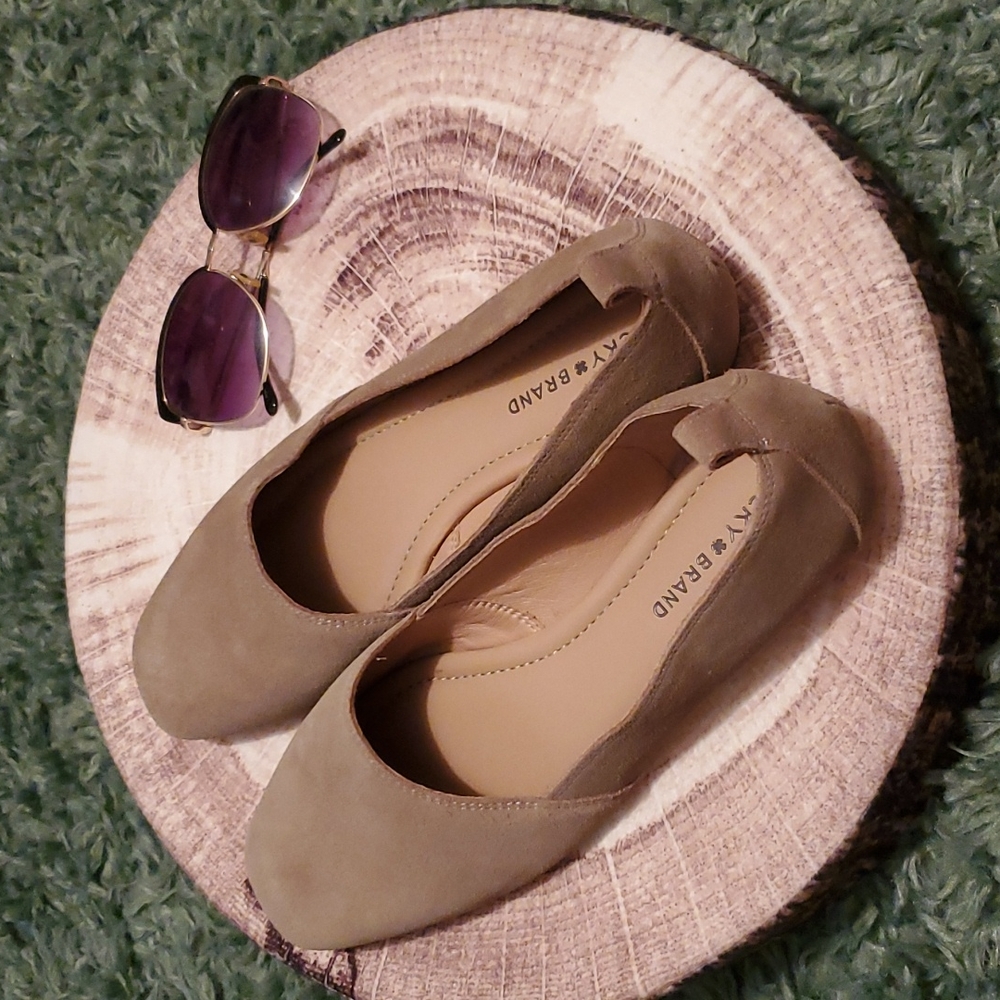 Lucky Brand Suede Flats
